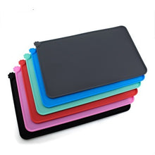 Load image into Gallery viewer, Pet Non Slip Placemat Silicone Mat Waterproof Placemat Feeding Mat Dog Cat Food Tray
