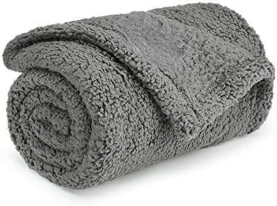 Premium Fluffy Fleece Dog Blanket; Soft and Warm Pet sleeping mat