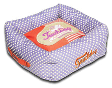 Cargar imagen en el visor de la galería, Polka-Striped Polo Easy Wash Squared Fashion Dog Bed
