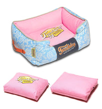 Cargar imagen en el visor de la galería, Rose-Pedal Patterned Premium Rectangular Dog Bed
